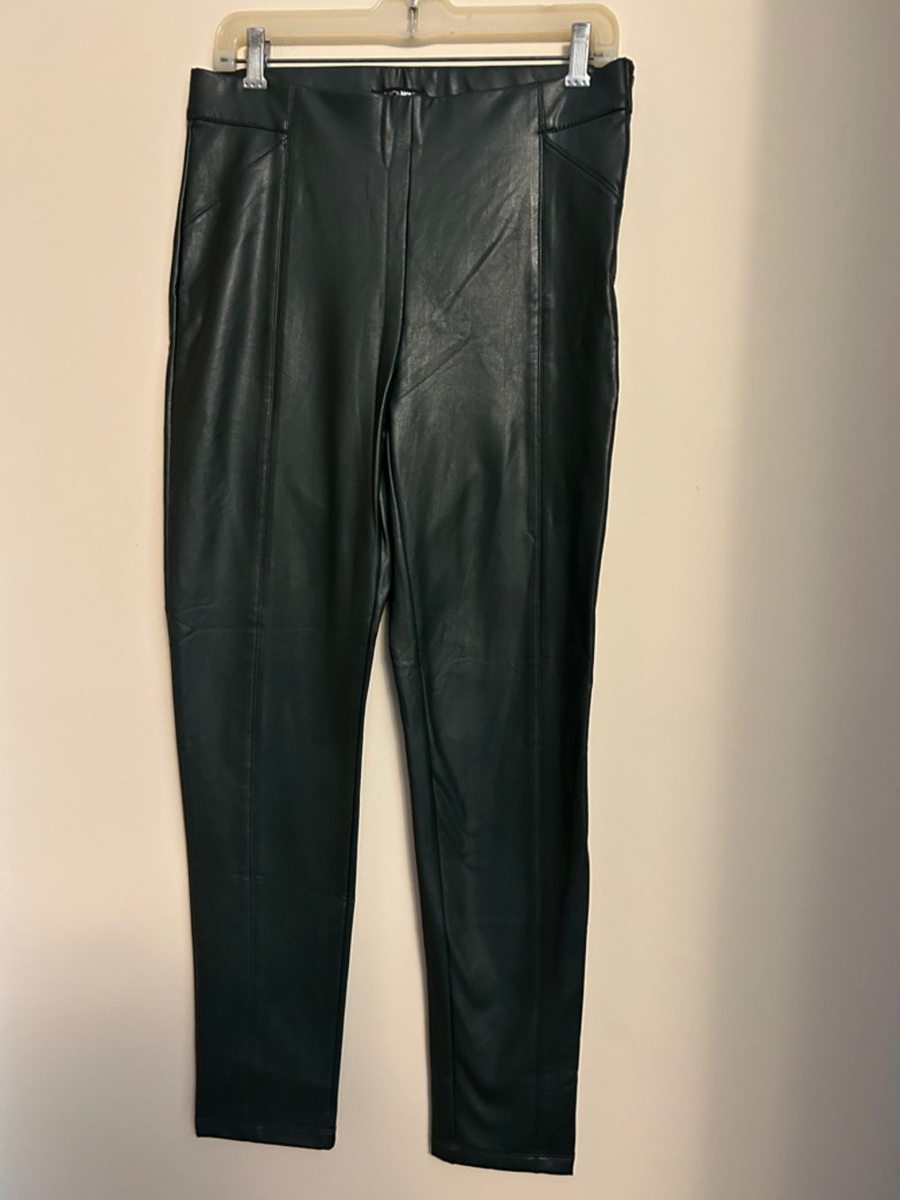 Fashion Nova dark green polyester/polyurathane sidezip  tapered leg pants size L